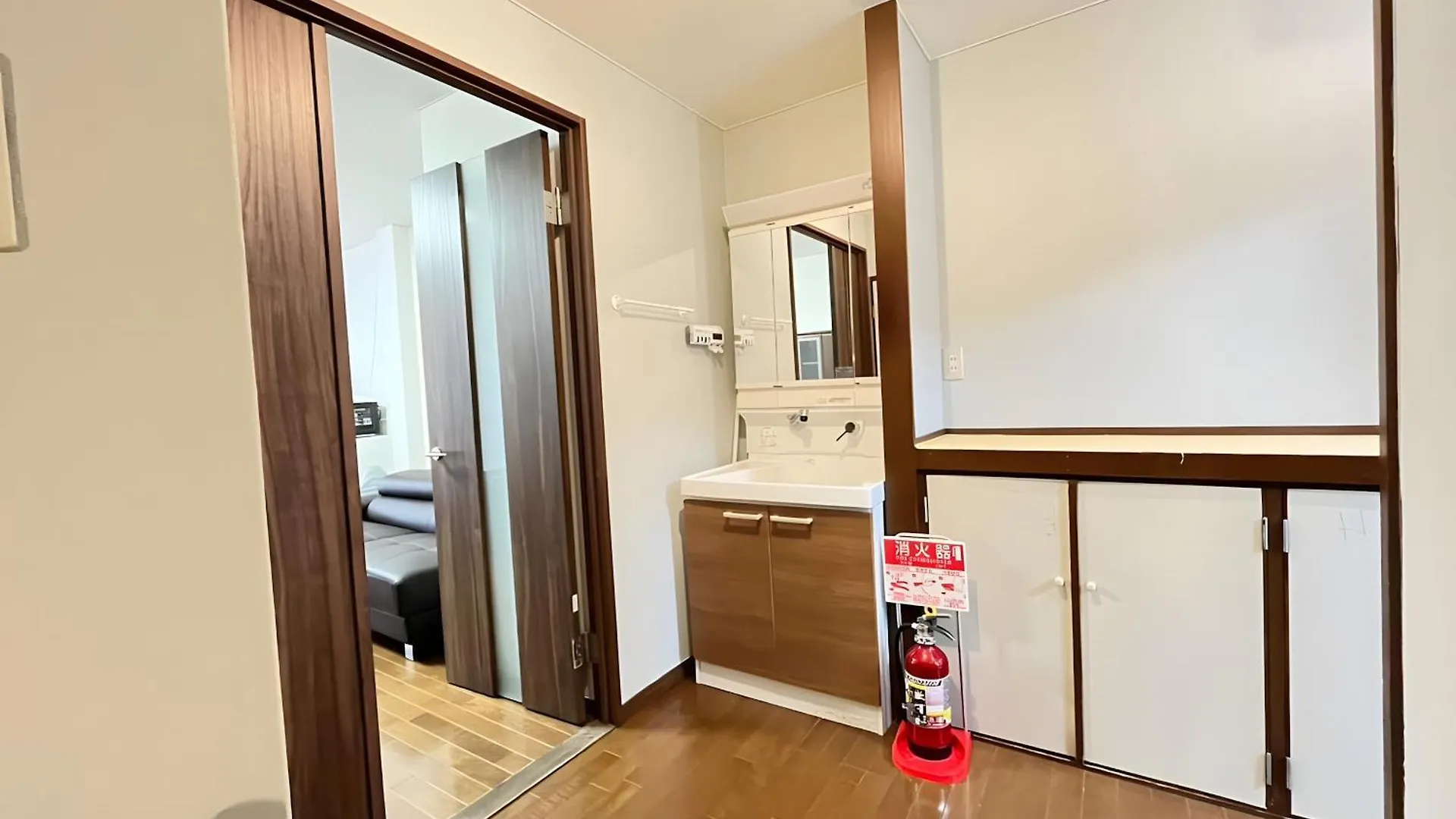 Abeno Detached House , 5 Min Sta , Max16Ppl Apartment Osaka